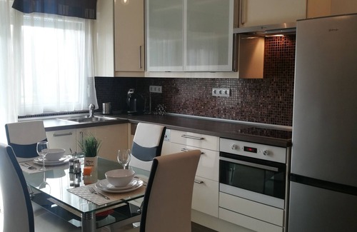 Siofok Aranypart Apartment | Apartment with pool, wellness, 100m from the beach
