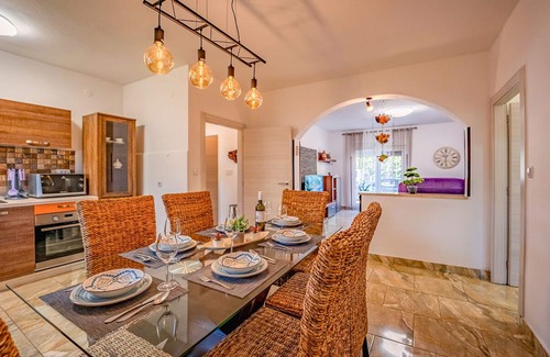 Jursici Apartment | Apartment with private pool, little paradise