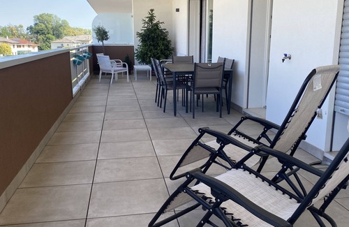 Limena Apartment | Apartment with private parking