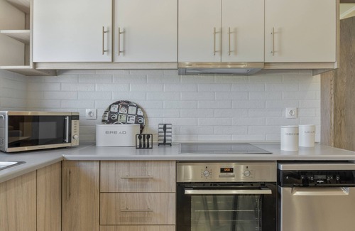 Mastichari Apartment | Apartment 'With Private Pool No 2' with Private Garden, Wi-Fi and Air Conditioning