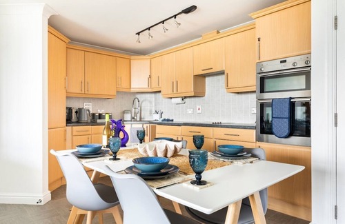 Boscundle Apartment | Apartment with sea view, close to the Eden Project