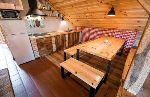 Brezice Apartment | Apartment with Sauna pri Geču - Three Bedroom Apartment