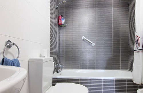 L'Alcassar Apartment | Apartment with sea view and small swimming pool