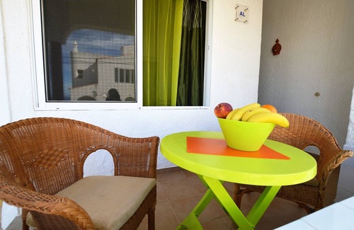 Vale de Centianes Apartment | Apartment with sea views and pool near the beach