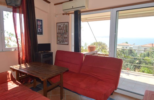 Marmari Condo | Apartment With Sea View For 14 people 1h From Athens In Evia