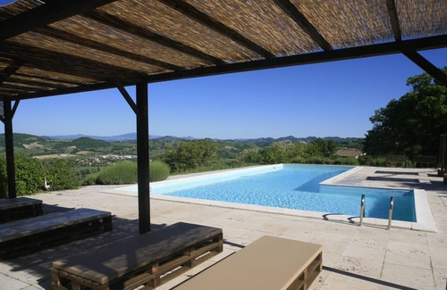 Cagli Apartment | Apartment with swimming pool with fantastic view and close to the sea