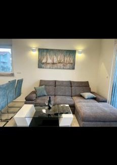 Okrug Gornji Apartment | Apartment with swimming pool Lagotto