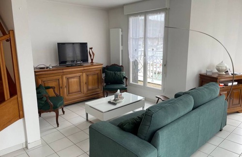 Port Guillaume Apartment | Apartment with terraces overlooking Port Guillaume - 5 min walk to the sea
