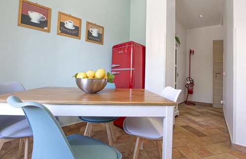 Quartiere XX Ardeatino Apartment | Apartment with three bedrooms and three bathrooms for families and groups of friends