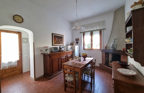 Corsanico-Bargecchia Apartment | Apartment with view of the Tuscan coast and garden