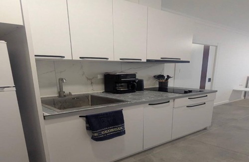 New Boulevard Apartment | Apartment with view of the sea and city 2