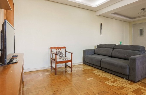 Santana Apartment | Apartment with Wi-Fi near Farroupilha Park - NEW