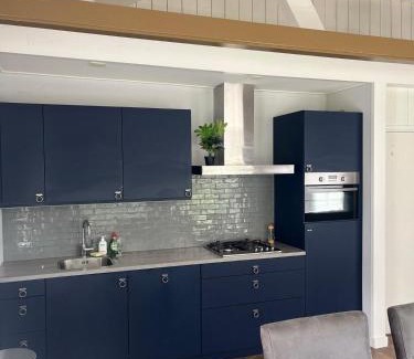 Pingjum Apartment | Apartment with wide views