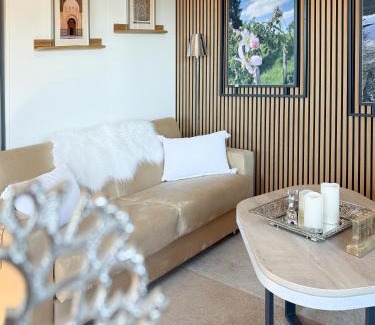 Vogtareuth Apartment | Apartment Wohlfühlplatzl - urgemütlich & ruhig