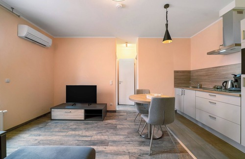 Gau-Odernheim Apartment | Apartment 'Wohnung 3' with Wi-Fi and Air Conditioning