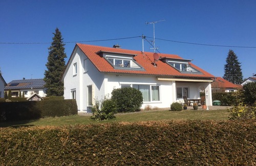 Bad Waldsee Apartment | Apartment 'Zahn' with Shared Terrace, Shared Garden and Wi-Fi