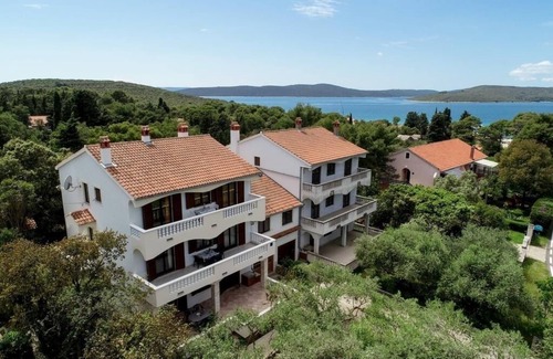 Muline Apartment | Apartment Zlatko - 100m from the sea A2(4) - Muline, Island Ugljan, Croatia