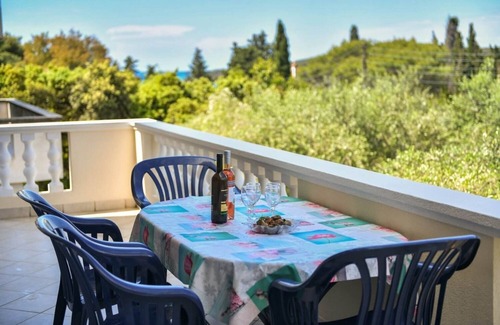 Muline Apartment | Apartment Zlatko - 100m from the sea A2(4) - Muline, Island Ugljan, Croatia