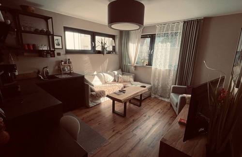 Bindersleben Apartment | Apartment 'Zone 3' with Wi-Fi