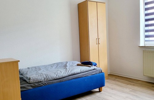 Plauen Apartment | Apartment Zur Elster 1, bathtub, shower/WC, 2 SR - Ferienwohnungen Graf