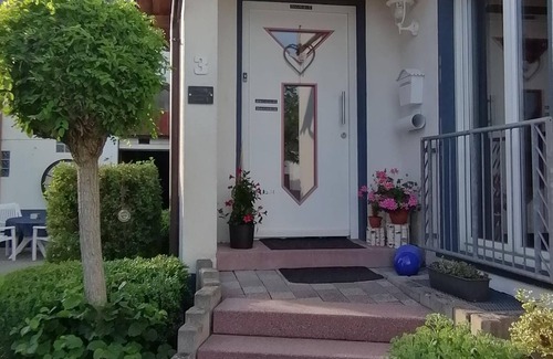 Morsdorf Apartment | Apartment "Zur Poat" - Apartment, shower and bath, toilet, ground floor / P