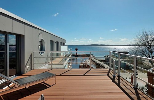 Eckernfoerde Apartment | Apartmenthaus Hafenspitze Ap 37 'Sonnendeck' Blickrichtung Offenes Meer Strand Innenstadt
