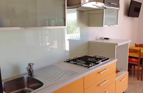 Klimno Apartment | Apartments Albina, (13294), Klimno, hr