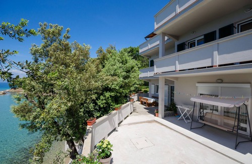 Lopar Apartment | Apartments By the sea in Lopar (86661-A3) - Lopar - island Rab