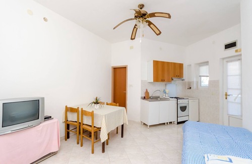 Liznjan Apartment | Apartments Danilo (17661-A2) - Liznjan