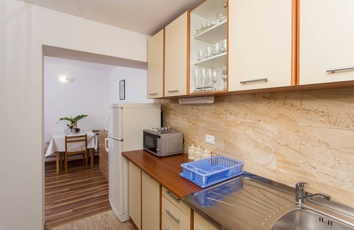 Mlini Apartment | Apartments Djurkovic - One-Bedroom Apartment with Shared Terrace and Sea View