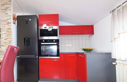 Stinjan Apartment | Apartments Edo (60341-A2) - Stinjan (Pula)