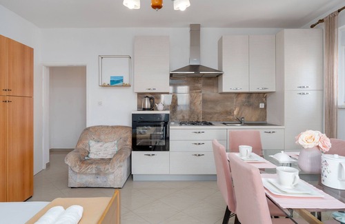 Mandre Apartment | Apartments Family Gligora (25321-A3) - Mandre - island Pag