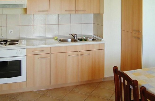 Pirovac Apartment | Apartments Fortuna in Pirovac, close to the seabeach