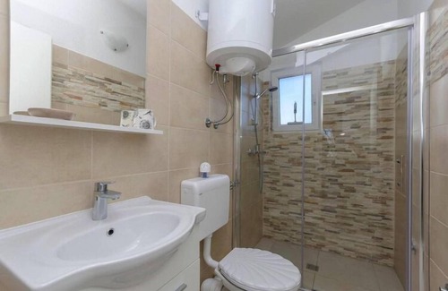 Pirovac Apartment | Apartments Fortuna in Pirovac, close to the seabeach