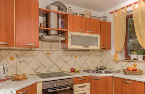 Klanfari Apartment | Apartments GEZA (62813-A4) - Dramalj (Crikvenica)
