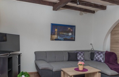 Klanfari Apartment | Apartments GEZA (62813-A4) - Dramalj (Crikvenica)