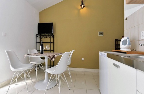 Murter Apartment | Apartments Helena - One bedroom apartment with Balcony and Sea View - A1