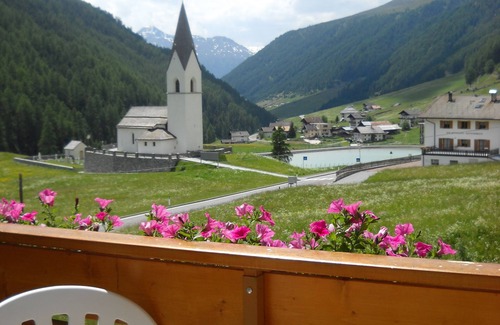Melago Apartment | Apartments in the most beautiful panoramic location for families and groups (alpine)
