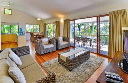 Hamilton Island Apartment | Apartments in Hamilton Island, Australia