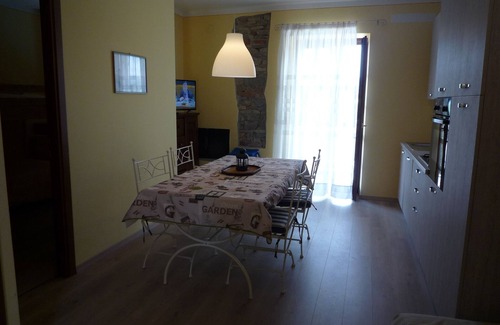 Serralunga d'Alba Apartment | apartments in Serralunga d'Alba with panoramic swimming pool