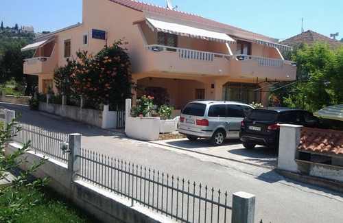 Poljica Apartment | Apartments Ivanka (54121-A3) - Poljica