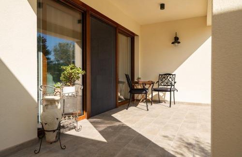Sezana Apartment | Apartments Kras 24 with Pool