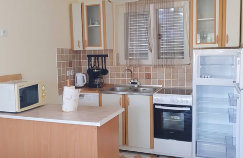 Vinisce Apartment | Apartments Ljiljana, (14587), Vinišce, hr