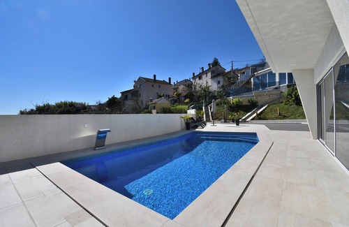 Mihotici Apartment | Apartments Lux with pool (117141-A1) - Matulji