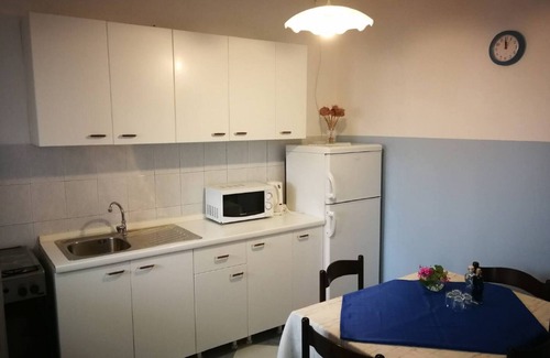 Sobra Apartment | Apartments Maruška - Two Bedroom Apartment with Balcony and Sea View