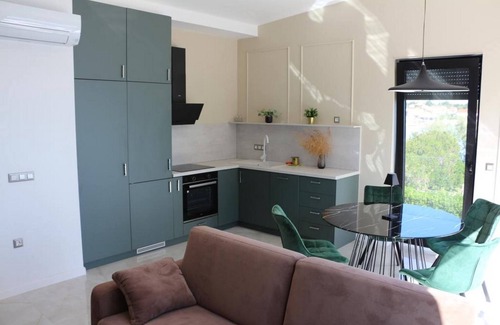 Ugljan Apartment | Apartments Marvi - one bedroom apartment with a sea view (Right)