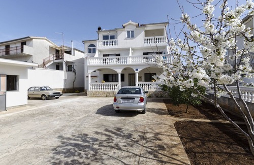 Pirovac Apartment | Apartments Mime (14021-A1) - Pirovac