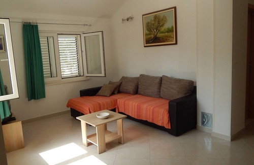 Cove Osibova (Milna) Apartment | Apartments Mimose - Two Bedroom Apartment with Terrace and Sea View (Lile)