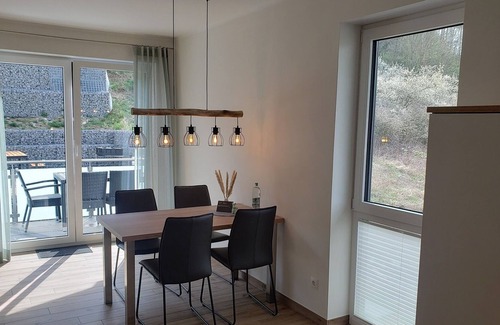 Volkesfeld Apartment | Apartments on the Aeppelsberg (evening sun)