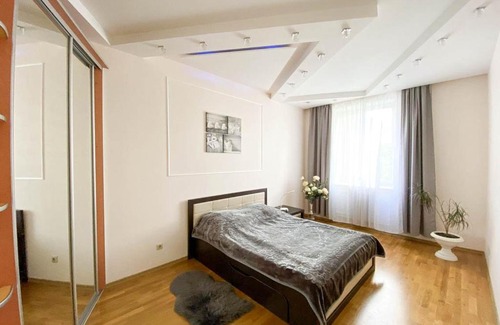 Baranavichy Apartment | Аpartments on the square 365